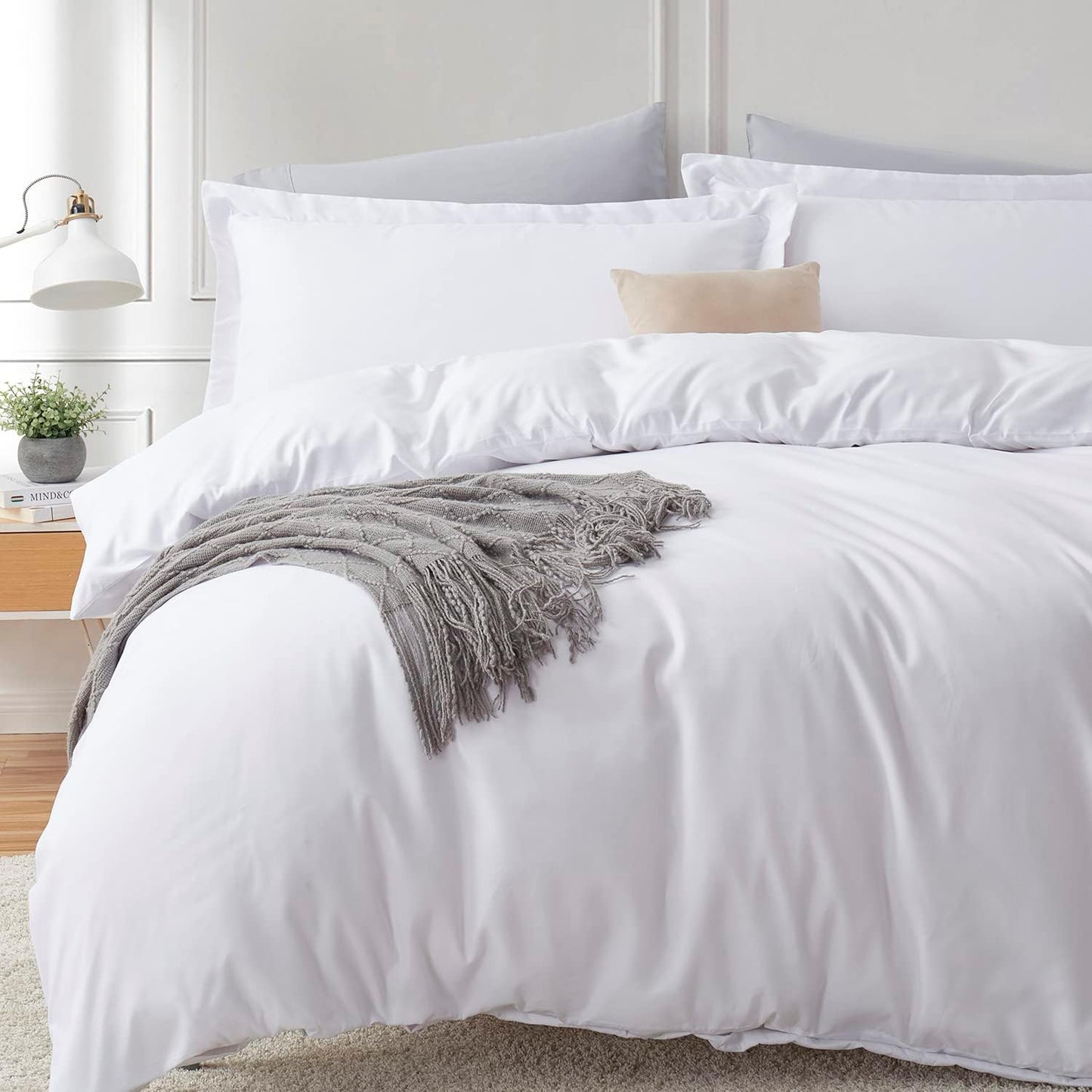 White Duvet Cover Queen Size - 3 Piece Queen Duvet Cover Set, Soft Double Brushed Queen Size Duvet Covers with Button Closure, 1 Duvet Cover 90x90 inches and 2 Pillow Shams