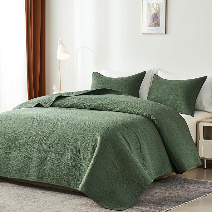 Queen Quilt Bedding Set,Olive Green Ultrasonic Full/Queen Quilt Set,Lightweight Soft Bedspread Coverlet,Modern Style Coin Pattern Bed Cover for All Seasons,3 Piece(1 Quilt,2 Pillow Shams)