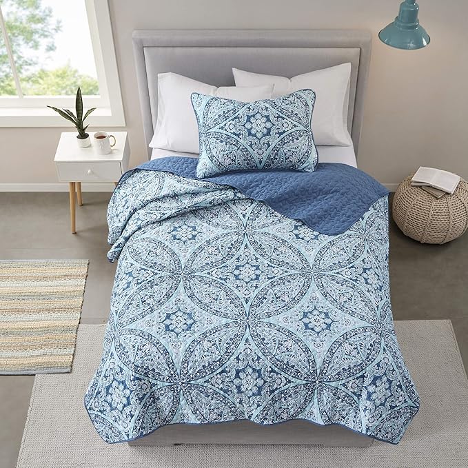 Reversible Quilt Set-Vermicelli Stitching Design All Season, Lightweight, Coverlet Bedspread Bedding, Matching Shams, Twin/Twin XL (66 in x 90 in)